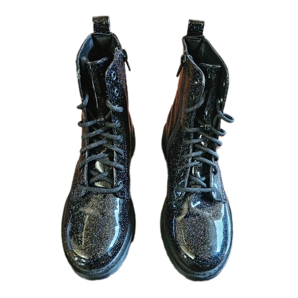 Wonder Nation Holographic Glitter Combat Boots, Size 4 - Picture 2 of 5